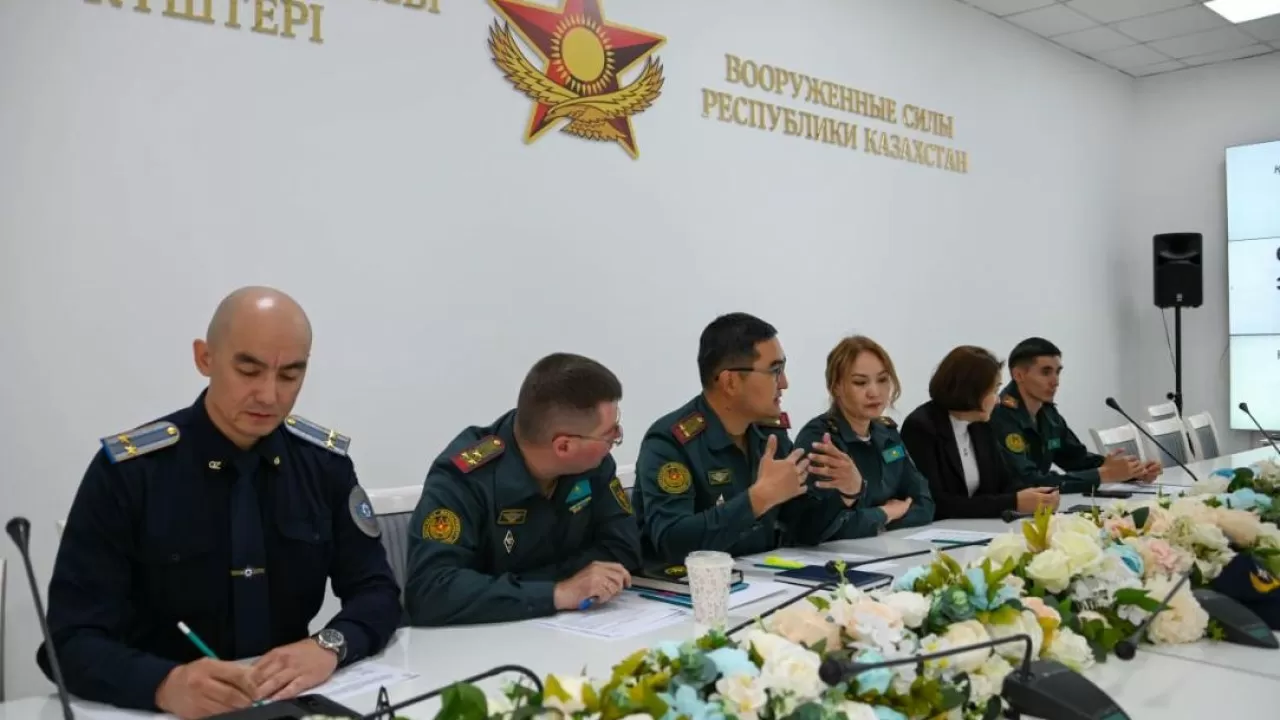 Кого из казахстанцев не призовут в армию, ответили в минобороны