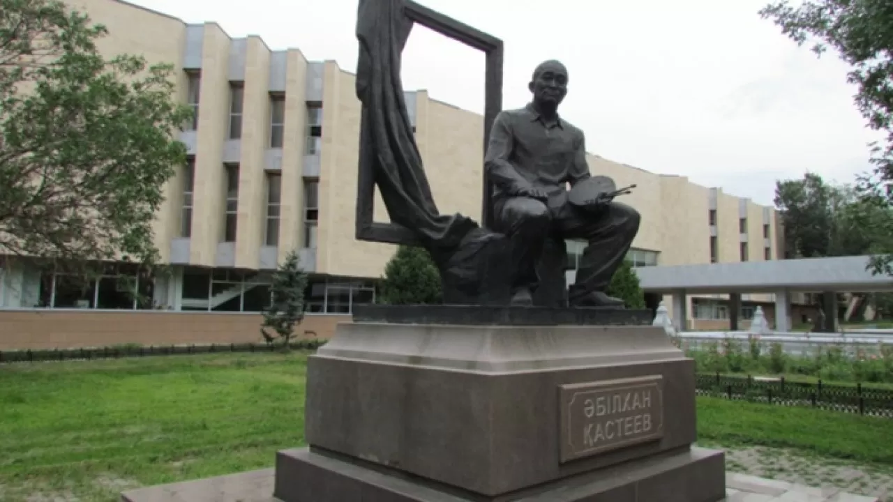 Крупнейший музей Казахстана закроют до зимы 
