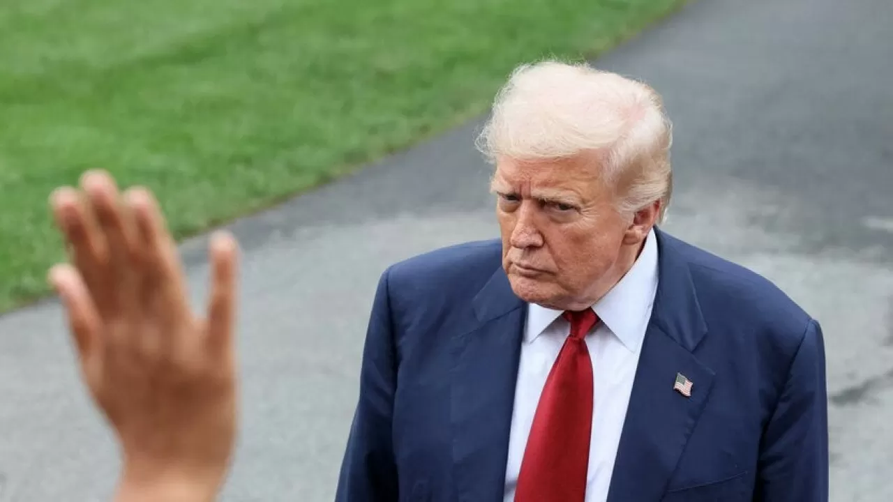 Дональд Трамп пен Дмитрий Медведевтің арасында не болып жатқаны анықталды
