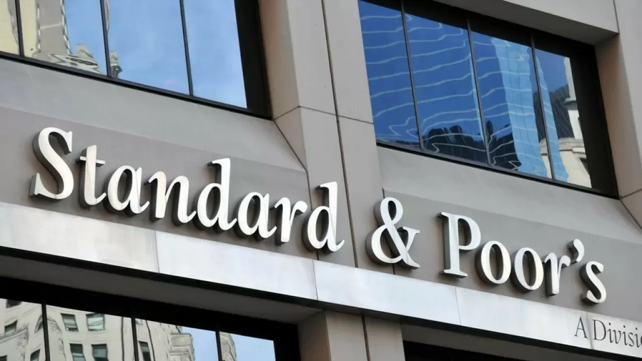 S&P улучшило прогноз для Казахстана 