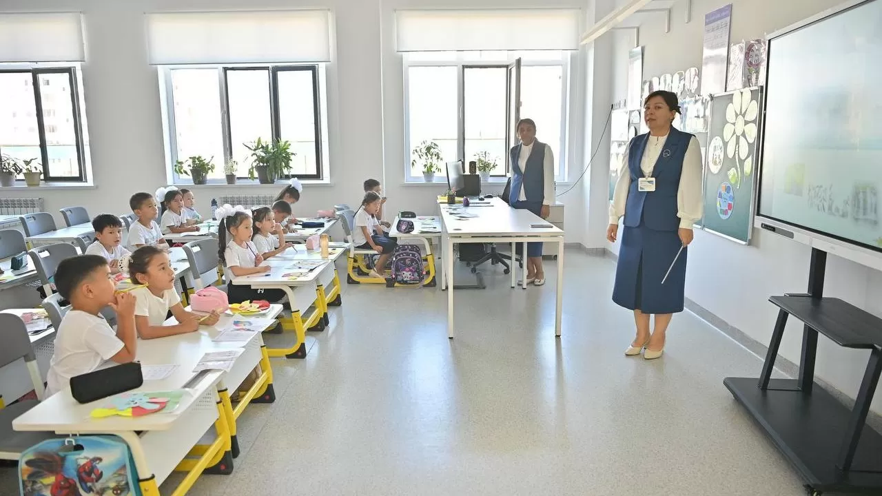 В школах крупного мегаполиса Казахстана избавились от одной из главных проблем 