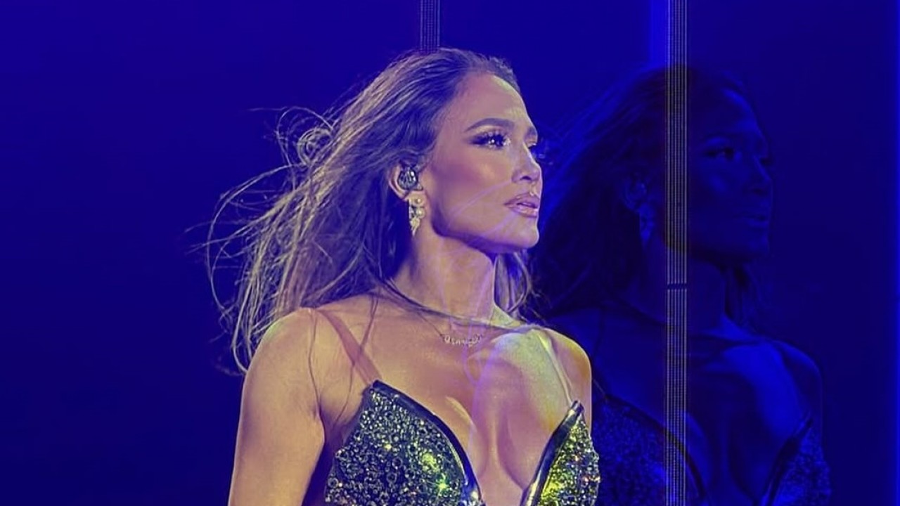 Секс машинасын ұстамдылықпен қараңыз