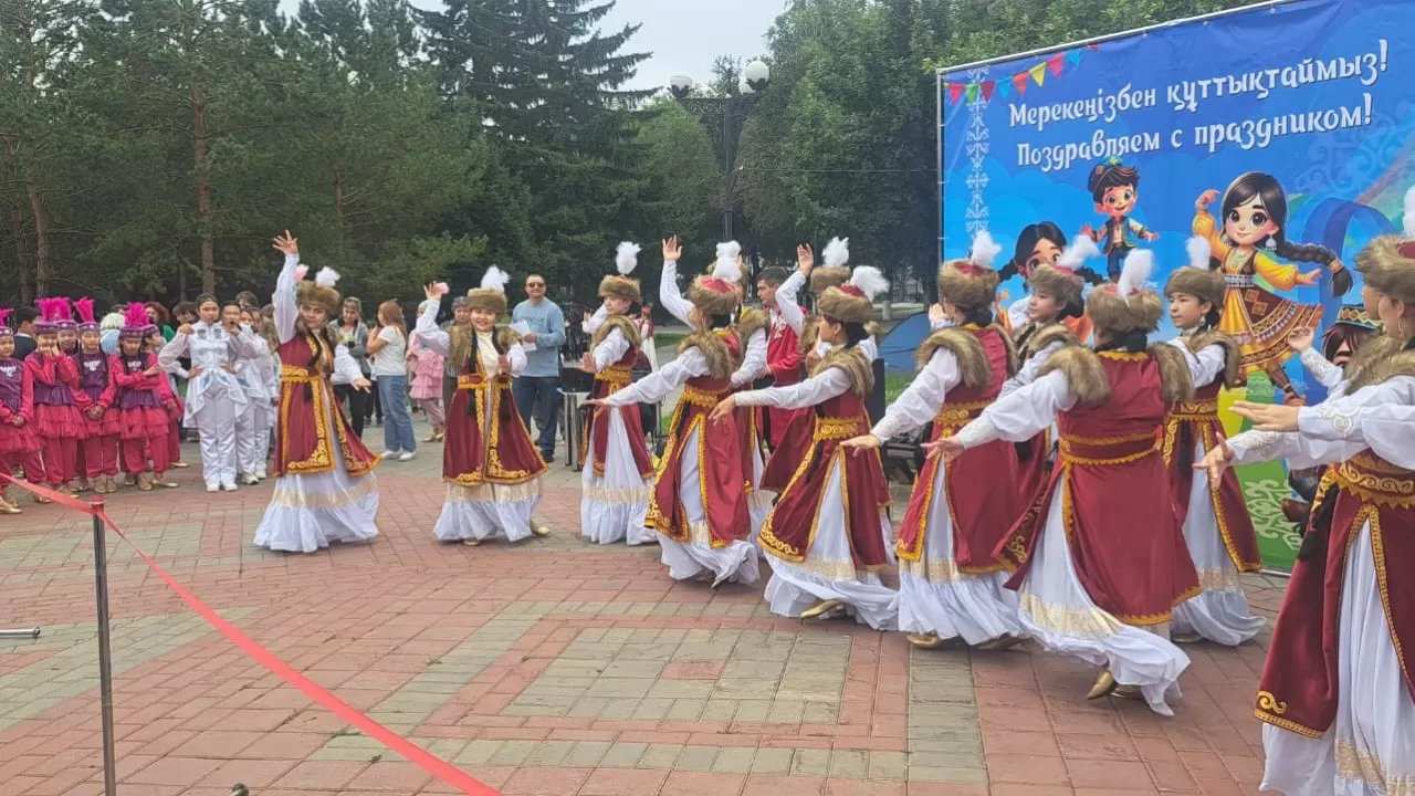 Усть-Каменогорск: ретро-вечеринки, ярмарки, White Party и фейерверк