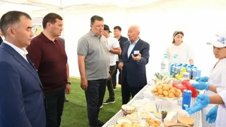 Қанат Бозымбаев Қызылорда облысының шаруаларымен кездесті