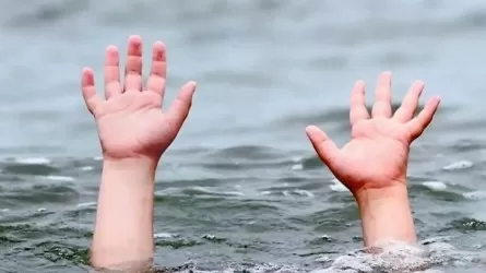 Ақтөбеде 3 және 5 жастағы екі бала суға батып кетті 