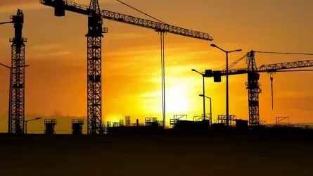 Павлодарская область наращивает стройку: сотни объектов и новый мост 
