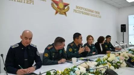 Кого из казахстанцев не призовут в армию, ответили в минобороны