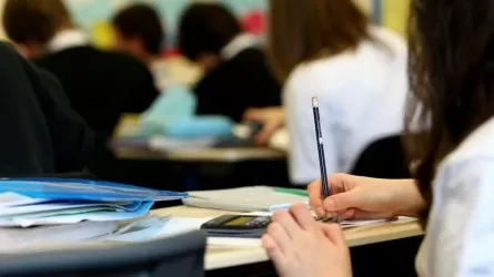 Астанада білім беру гранттарына құжат қабылдау басталады 