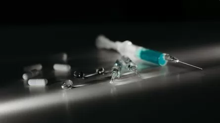 Әкесі мен баласы 200 келіге жуық есірткі затын заңсыз сақтап, тасымалдағаны және өткізгені үшін сотталды