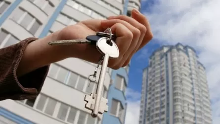 Қызылордада балалар үйінің түлегі 17 жыл бұрынғы тұрғын үй алу құқығын қалпына келтірді