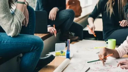 Более 60% грантов отдали в РК на инженерные и техспециальности 