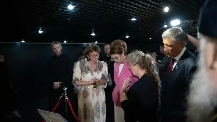 Духовное наследие мира: две уникальные выставки открылись во Дворце мира и согласия