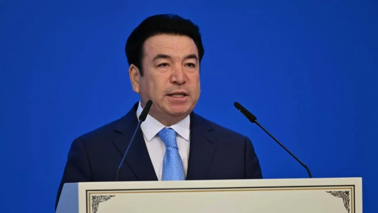 Басқалардың бала оқыту үлгісін құр көшіріп әкеле салуға да болмайды – Мемлекет басшысы
