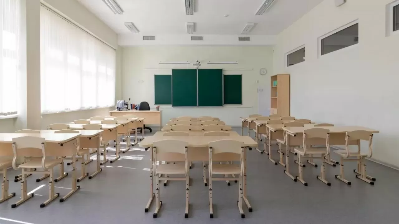 Үш ауысымды мектептердің саны төрт есе қысқарды