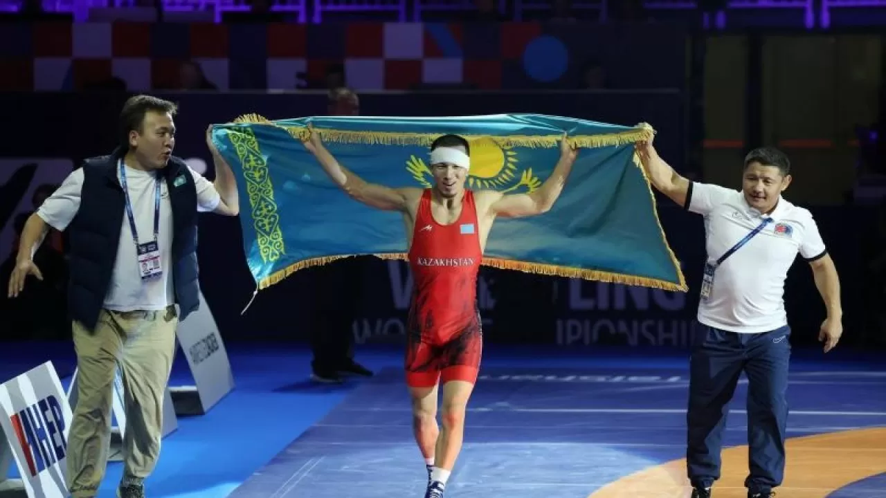 Айдос Сұлтанғали грек-рим күресінен 21 ғасырда алғаш рет әлем чемпионы атанды