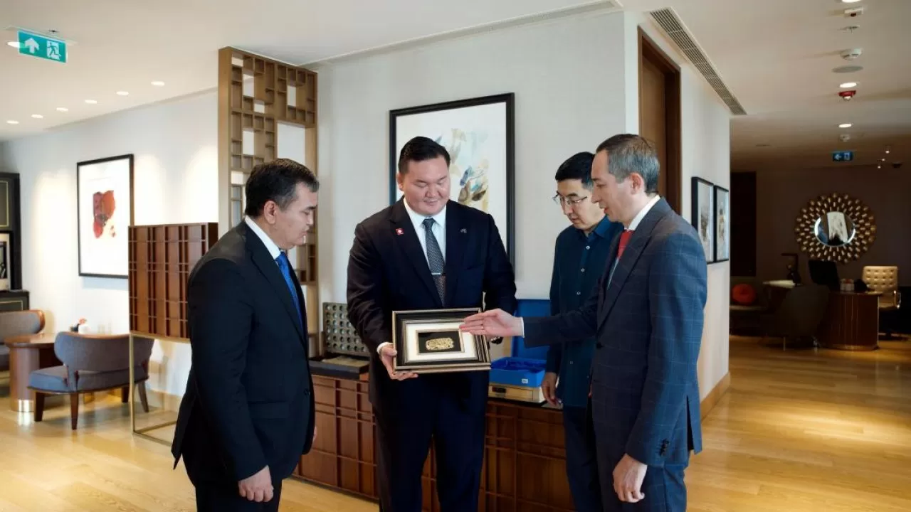 Әлемдік сумо аңызы Хакухо Се Астанада шеберлік сабағын өткізді