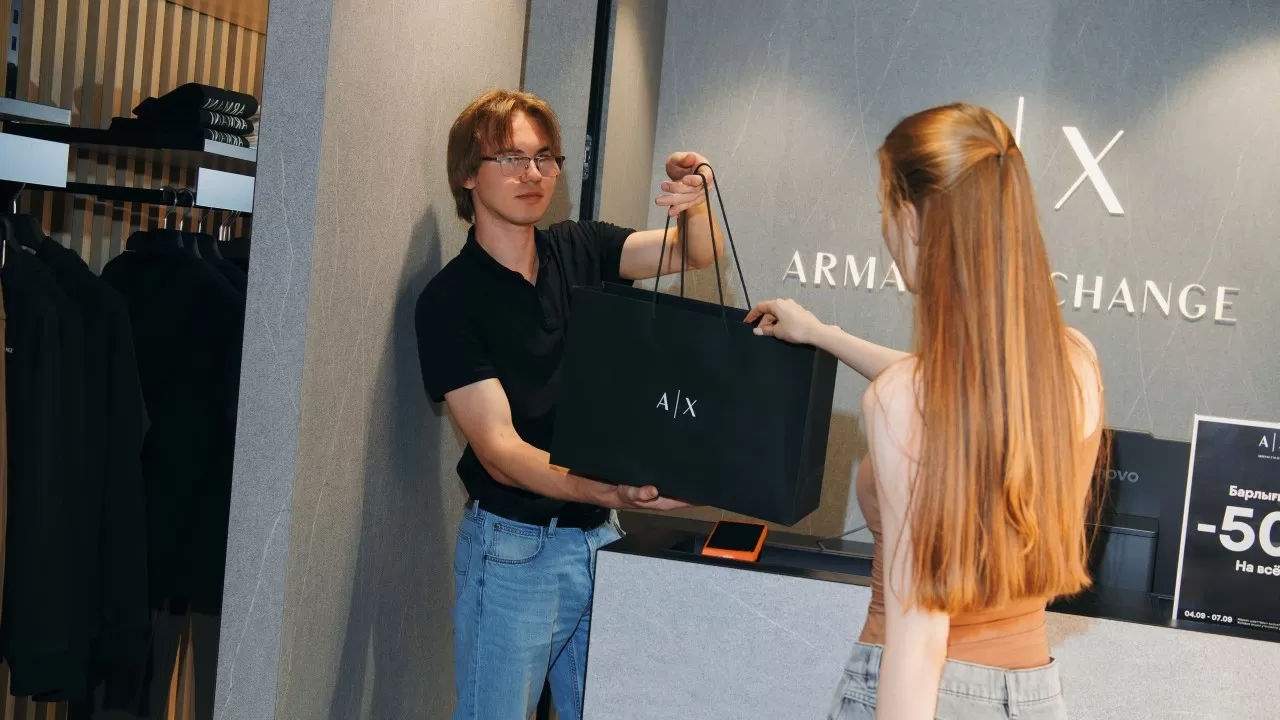 INTERTOP открыл магазин Armani Exchange в Forum Almaty