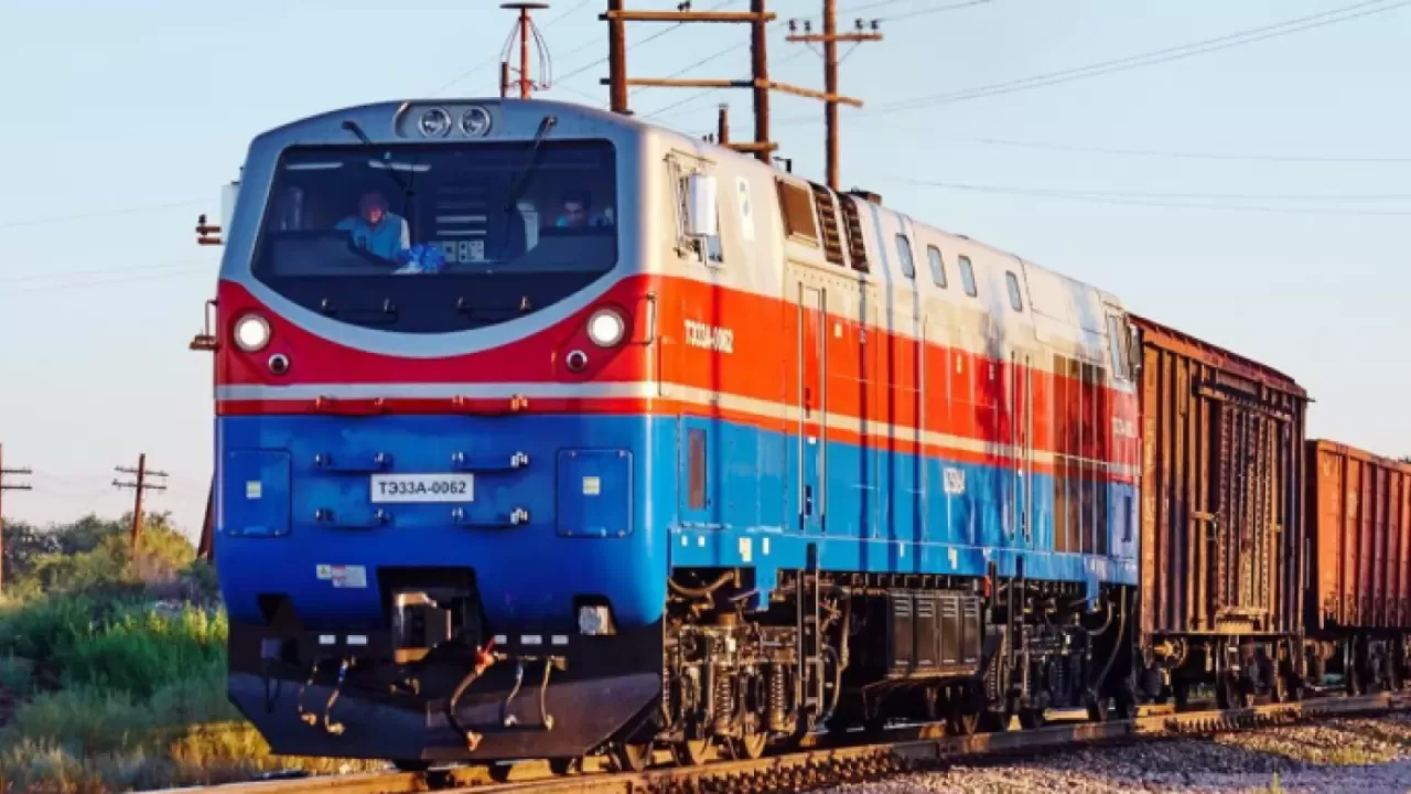 КТЖ ответил критикам "дорогих" локомотивов Wabtec 