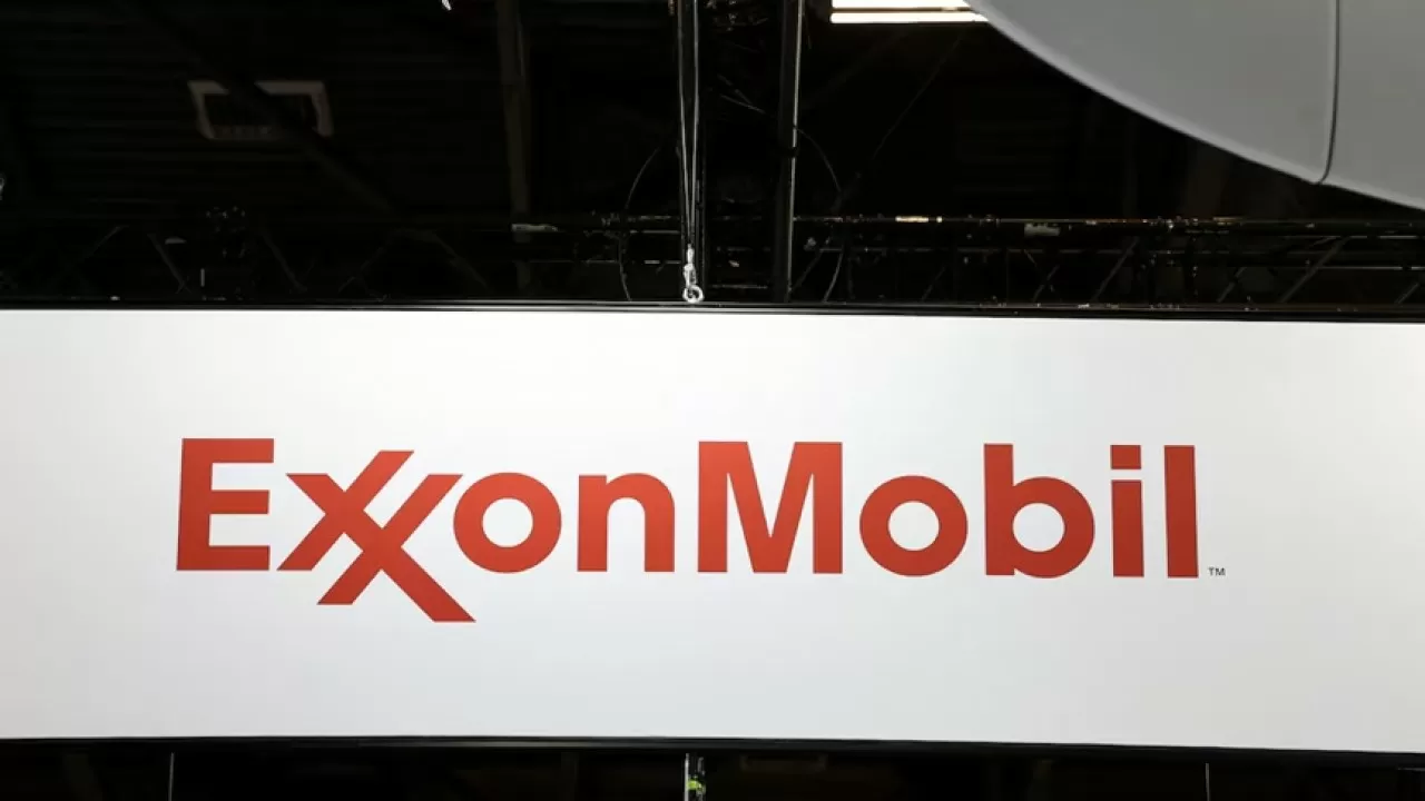 Американская Exxon и "Роснефть" подписали предварительное соглашение