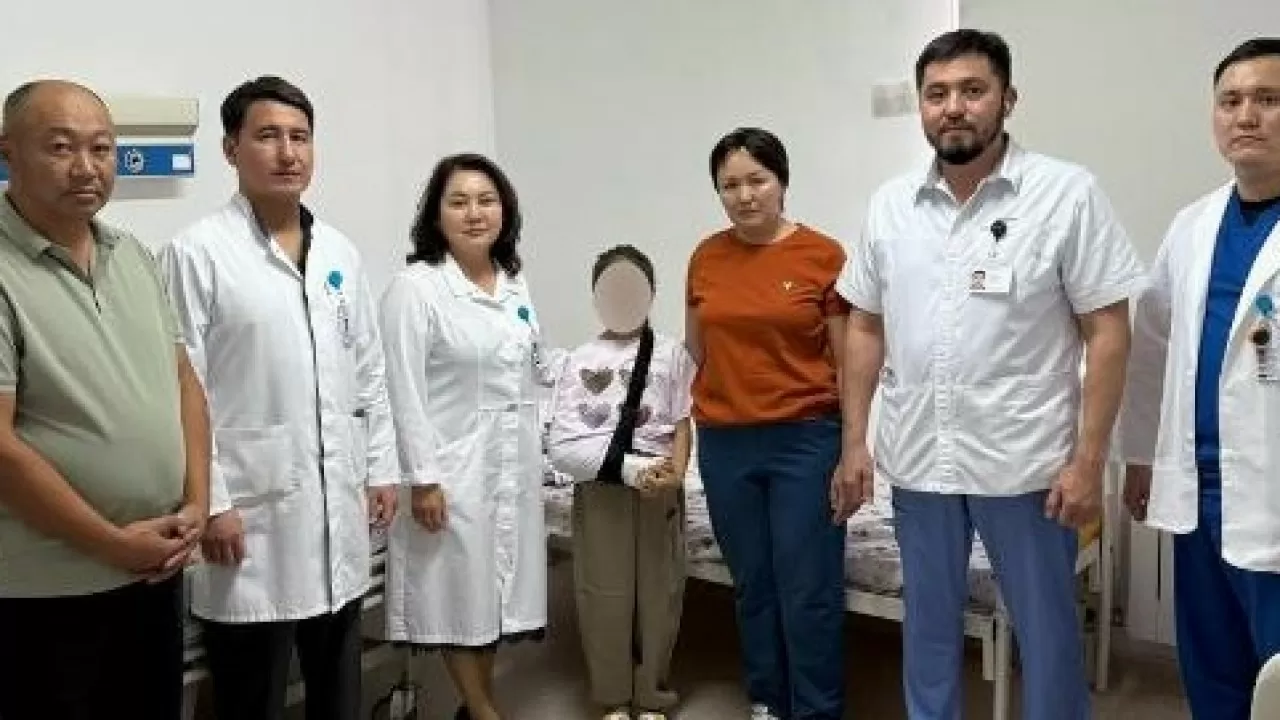 Трагедия в Абайской области: пострадавших детей выписали из столичной клиники 