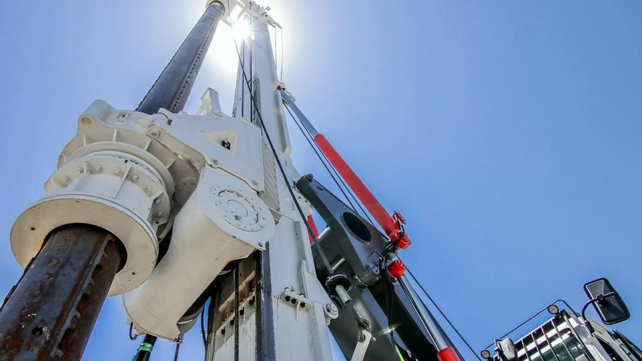 Казахстан планирует превысить 100 млн тонн добычи нефти 
