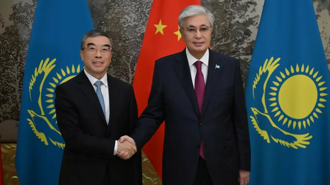 Huawei Қазақстанда білім беру мен ІТ кадрларын даярлауға үлес қоспақ
