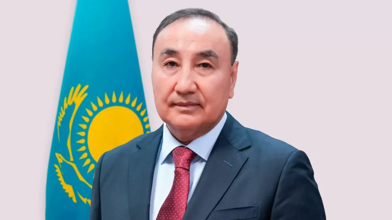 Досье: Момышев Талгат Амангельдиевич