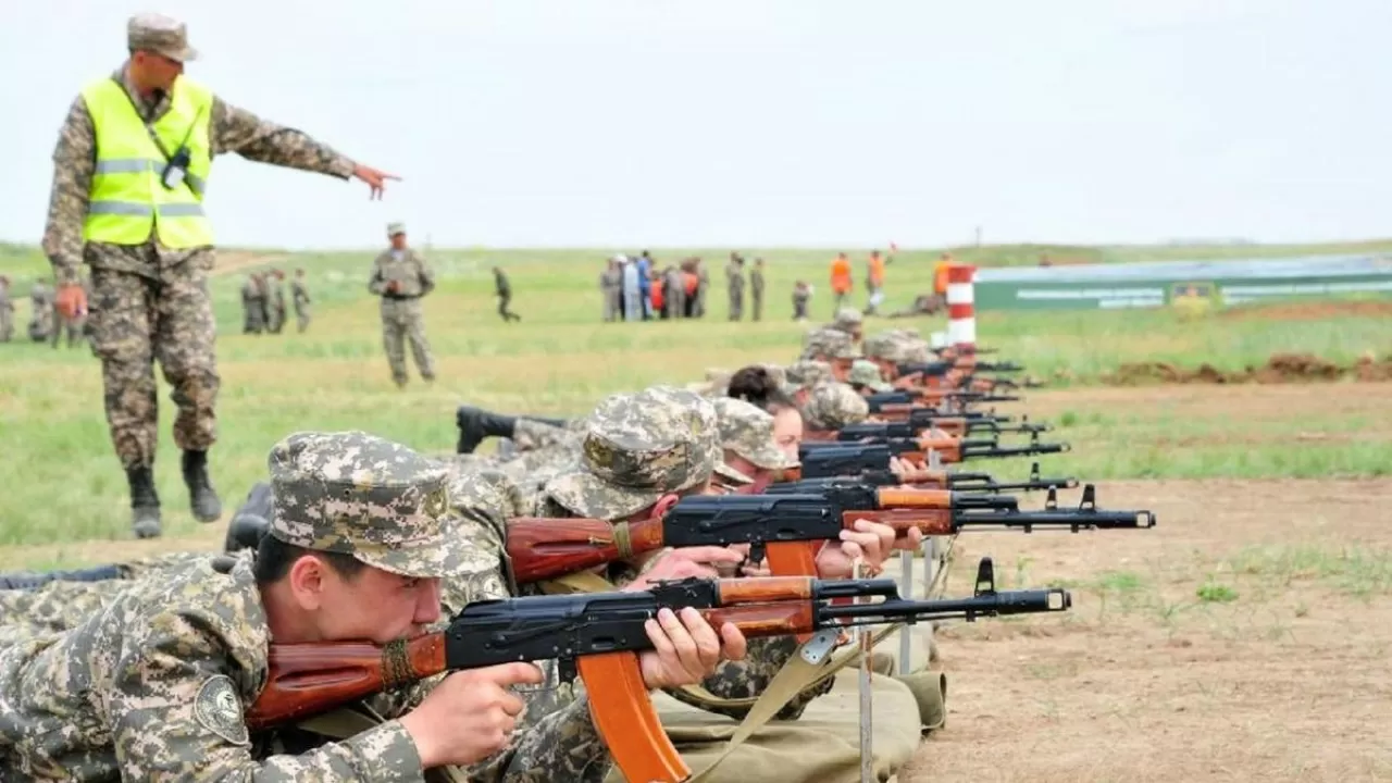 Минобороны РК утвердит контракт для службы в резерве 