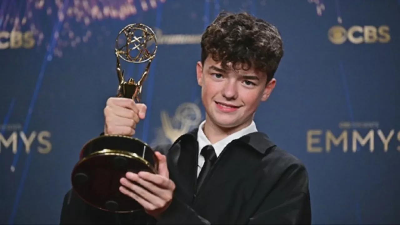 15-летний актер стал самым молодым обладателем премии "Эмми"