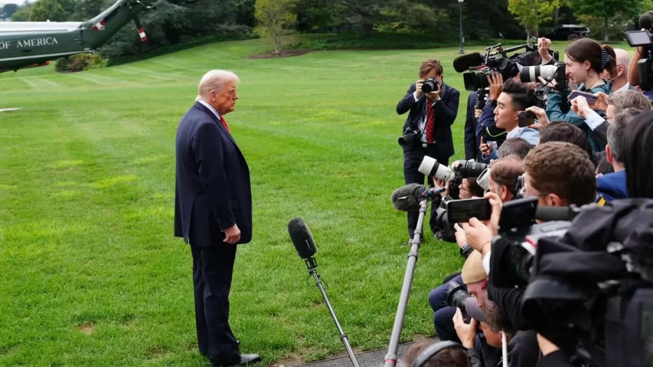 Дональд Трамп Қасым-Жомарт Тоқаевты "өте жақсы адам" деп атады