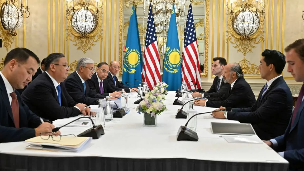 Токаев провел встречу с министром торговли США