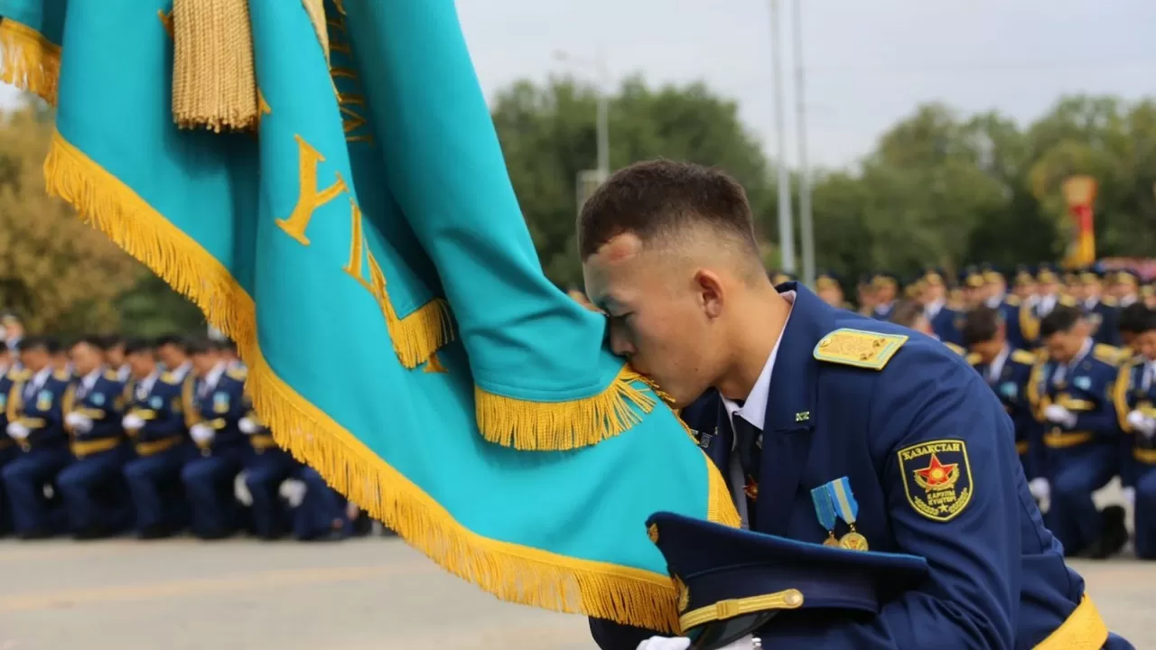 В ритме офицерского вальса: новый путь для выпускников ВИСВО