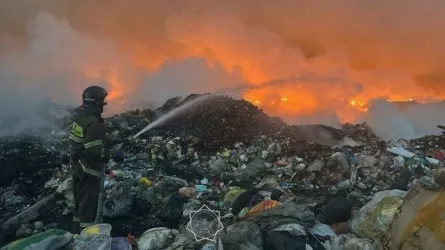 Алматы облысында қоқыс полигоны өртенді