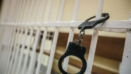 Двух заместителей акимов поймали с наркотиками на западе Казахстана 