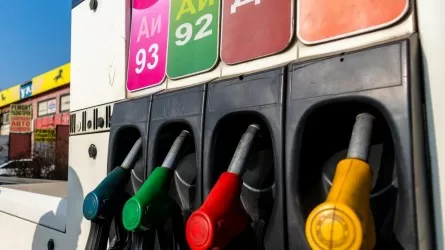 В Шымкенте и Атырау сделали больше всего бензина: статистика  