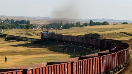 Казахстан отпускает цены на ряд услуг в сфере транспорта 