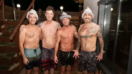 Астанада концерт берген Backstreet Boys тобы моншаға барып үлгерді