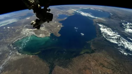 Каспий теңізі күннен күнге тартылып барады, бұл бір елдің ғана проблемасы емес – Мемлекет басшысы