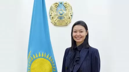 Еще один советник президента РК покинула свой пост