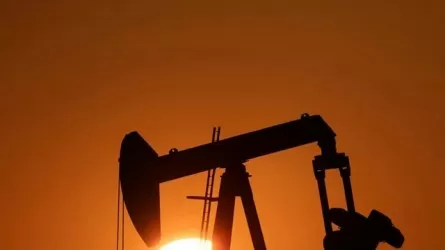 Цены на нефть сохраняют стабильность после роста на предыдущей сессии