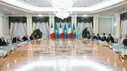 Астананың орталық көшелерінің біріне италиялық саяхатшы Марко Полоның есімі беріледі