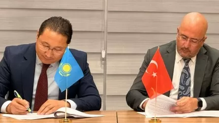 Казахстан и Турция сняли барьеры для транзита грузов 