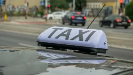 Владельцы таксопарков увидели конец бизнесу из-за отмены налоговых льгот  