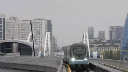 Астанада LRT пойыздары сынақ режимінде іске қосылды