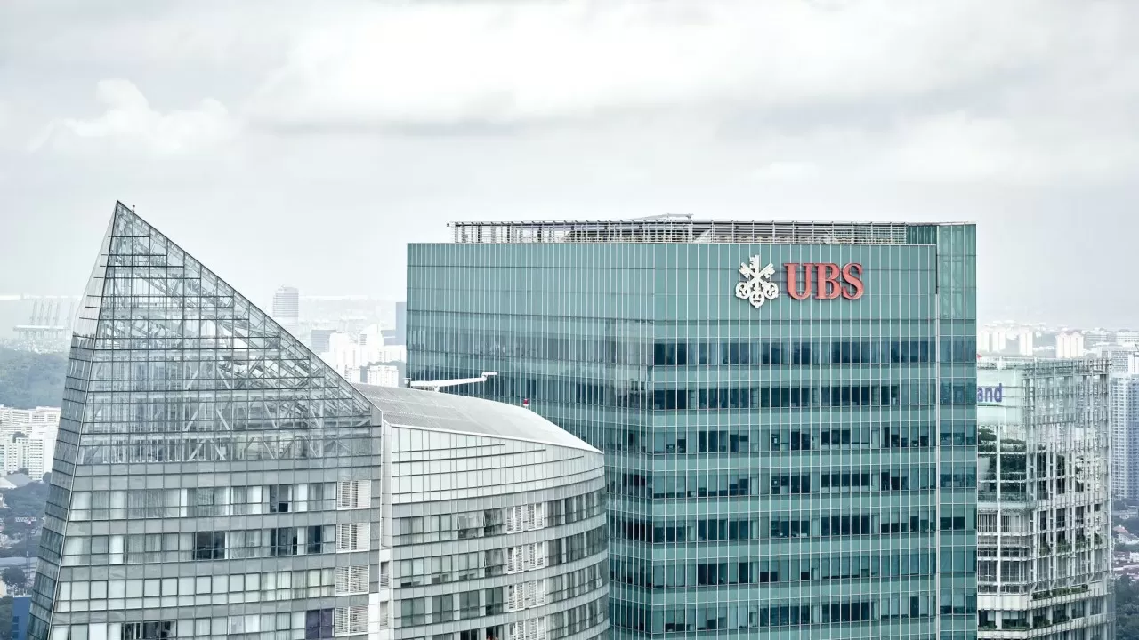 Швейцарский банковский гигант UBS может переехать в США из-за новых правил