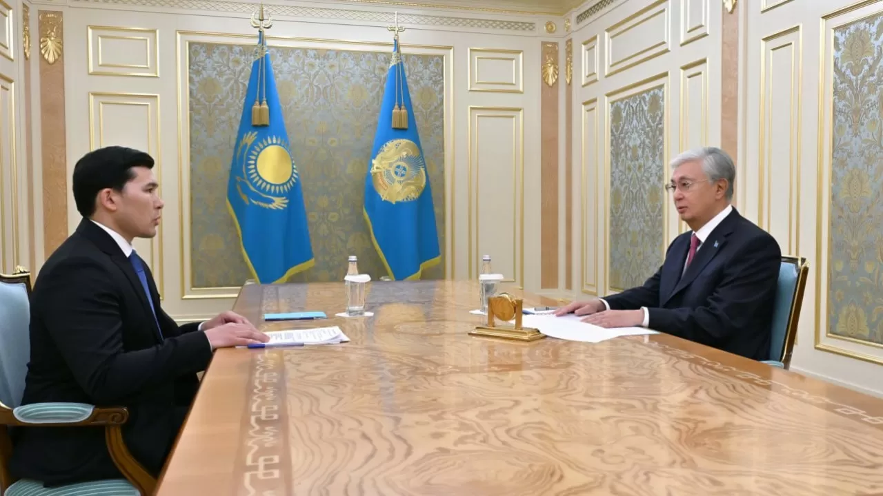 Глава минтуризма представил Токаеву отчет по поддержке детско-юношеского спорта