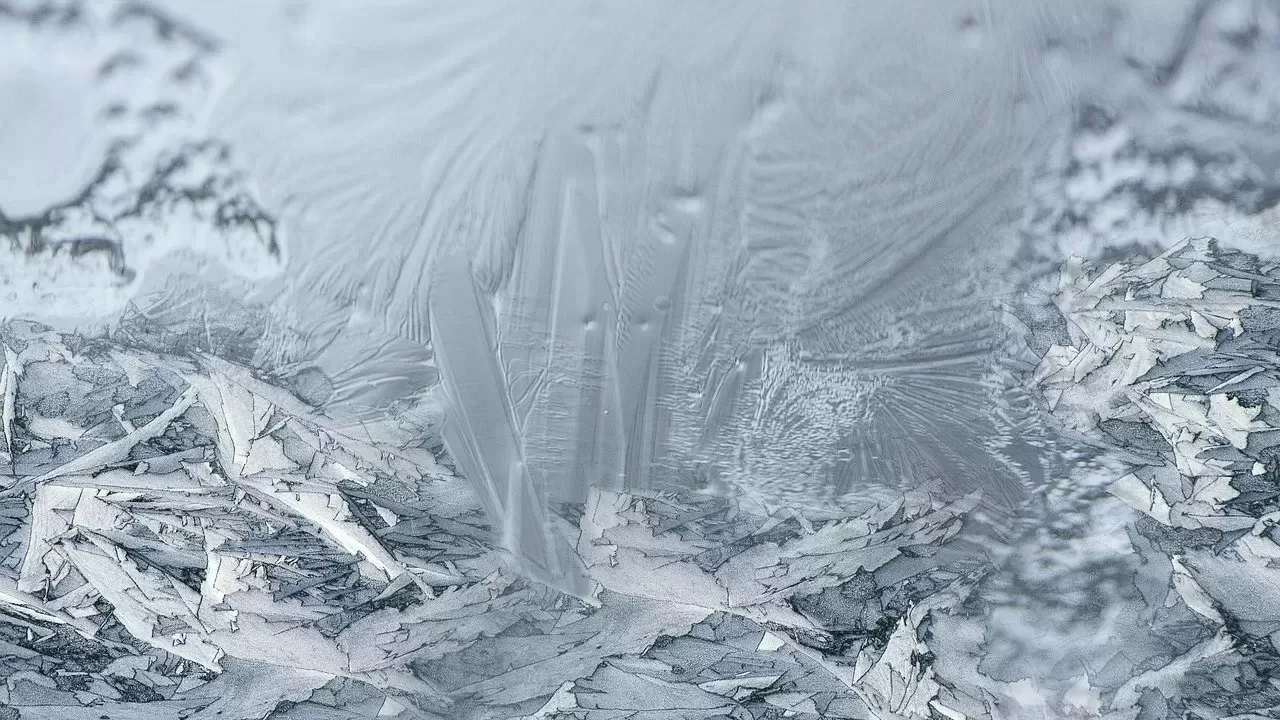 Запредельный мороз в -45: на регионы Казахстана идет беспощадный ледяной фронт