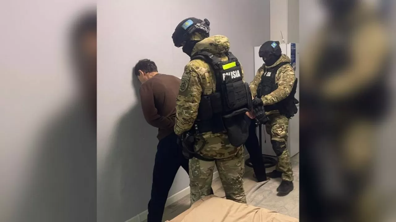 Алматыда полиция ірі көлемдегі қарақшылық қылмысын ашты