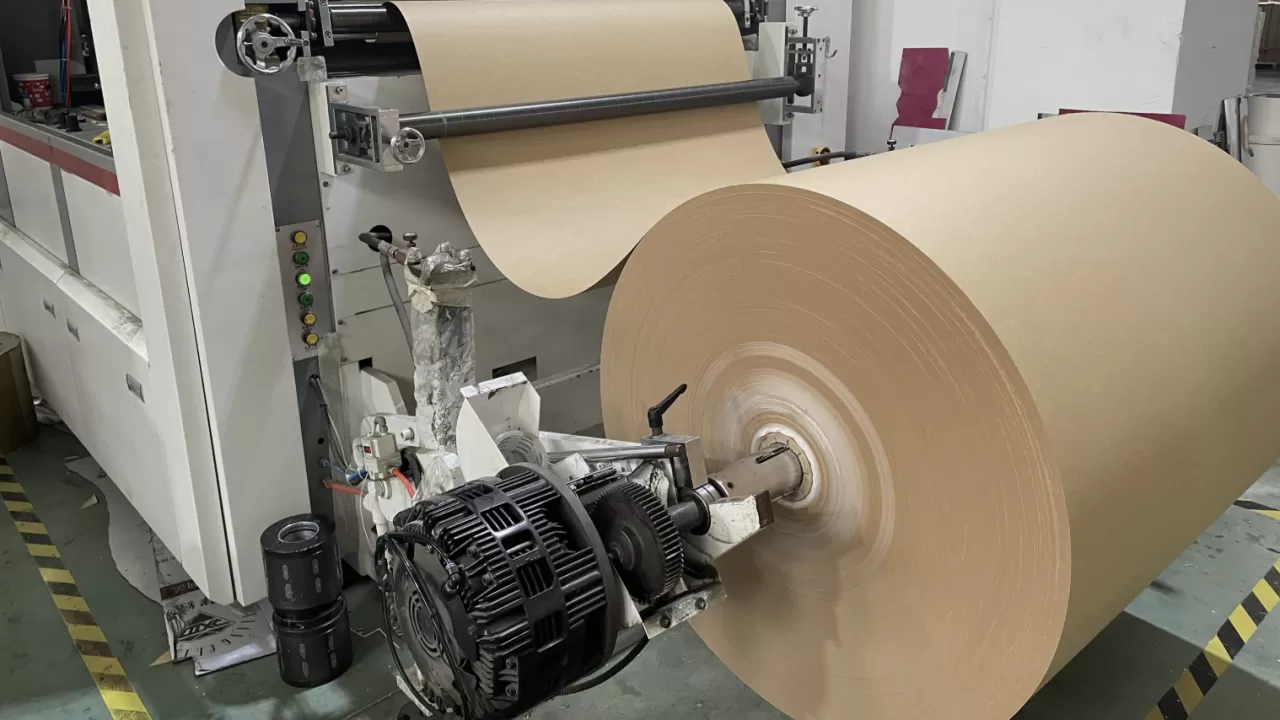 Көрші ел қағаз экспортына тыйым салды