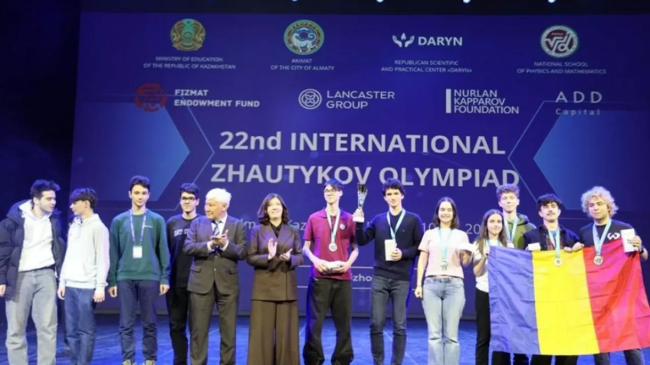 Более 130 медалей получили казахстанские школьники на Жаутыковской олимпиаде 